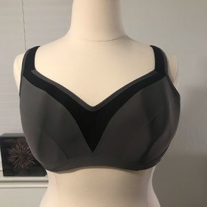 GRAY TORRID  SPORTS BRA 44C